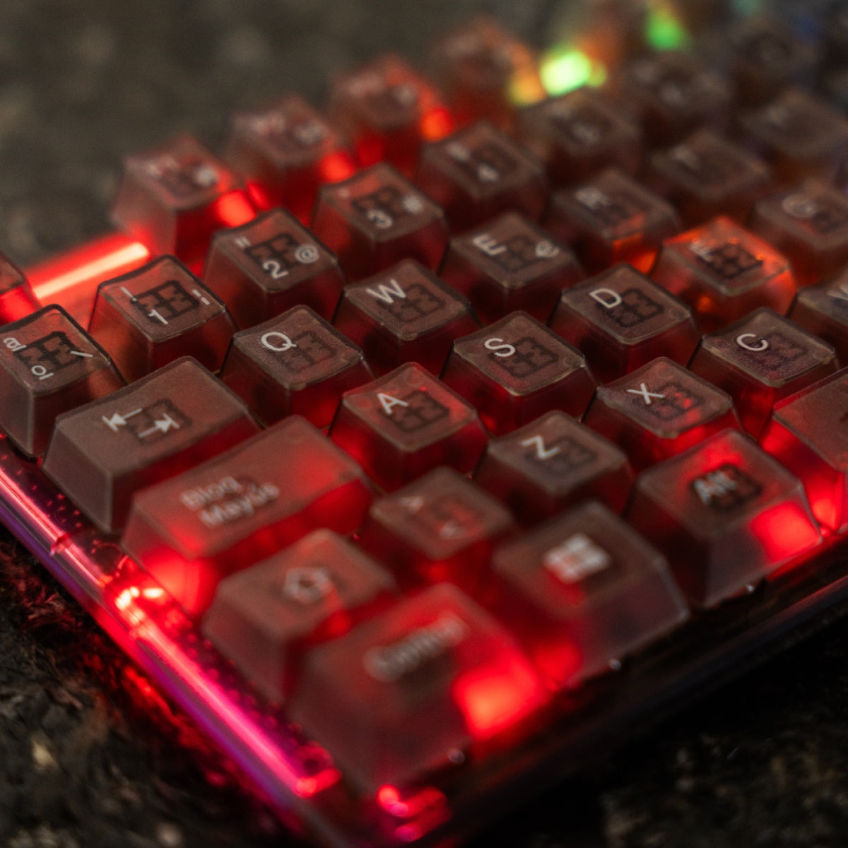 Kit Mouse y Teclado Gamer Alámbrico iluminación RGB Helumo | VORTRED